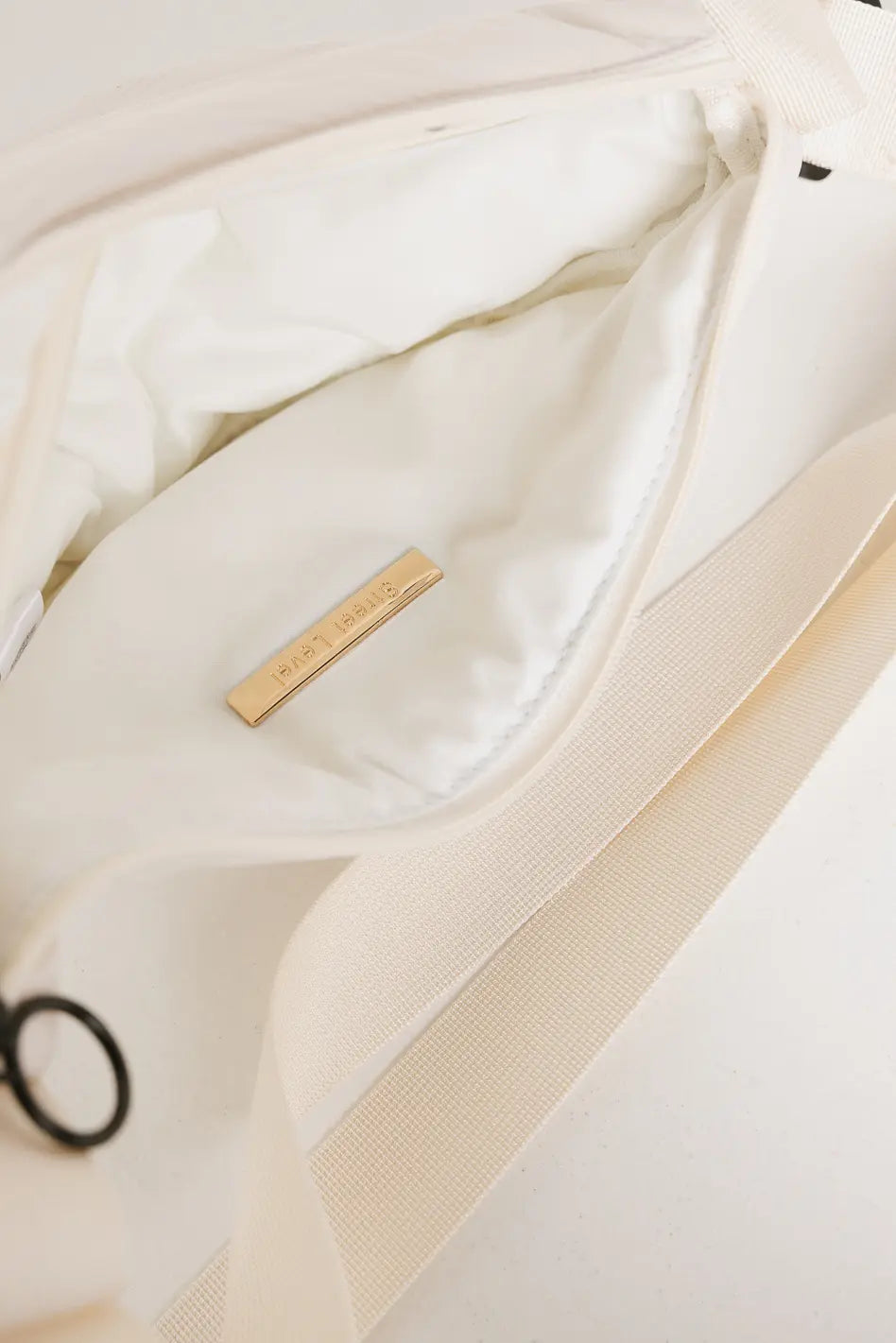 Vienne Crossbody in Ivory
