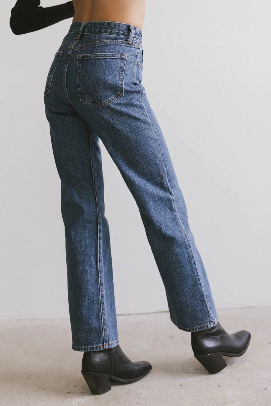Olwen Retro Straight Leg Jeans in Dark Wash - FINAL SALE