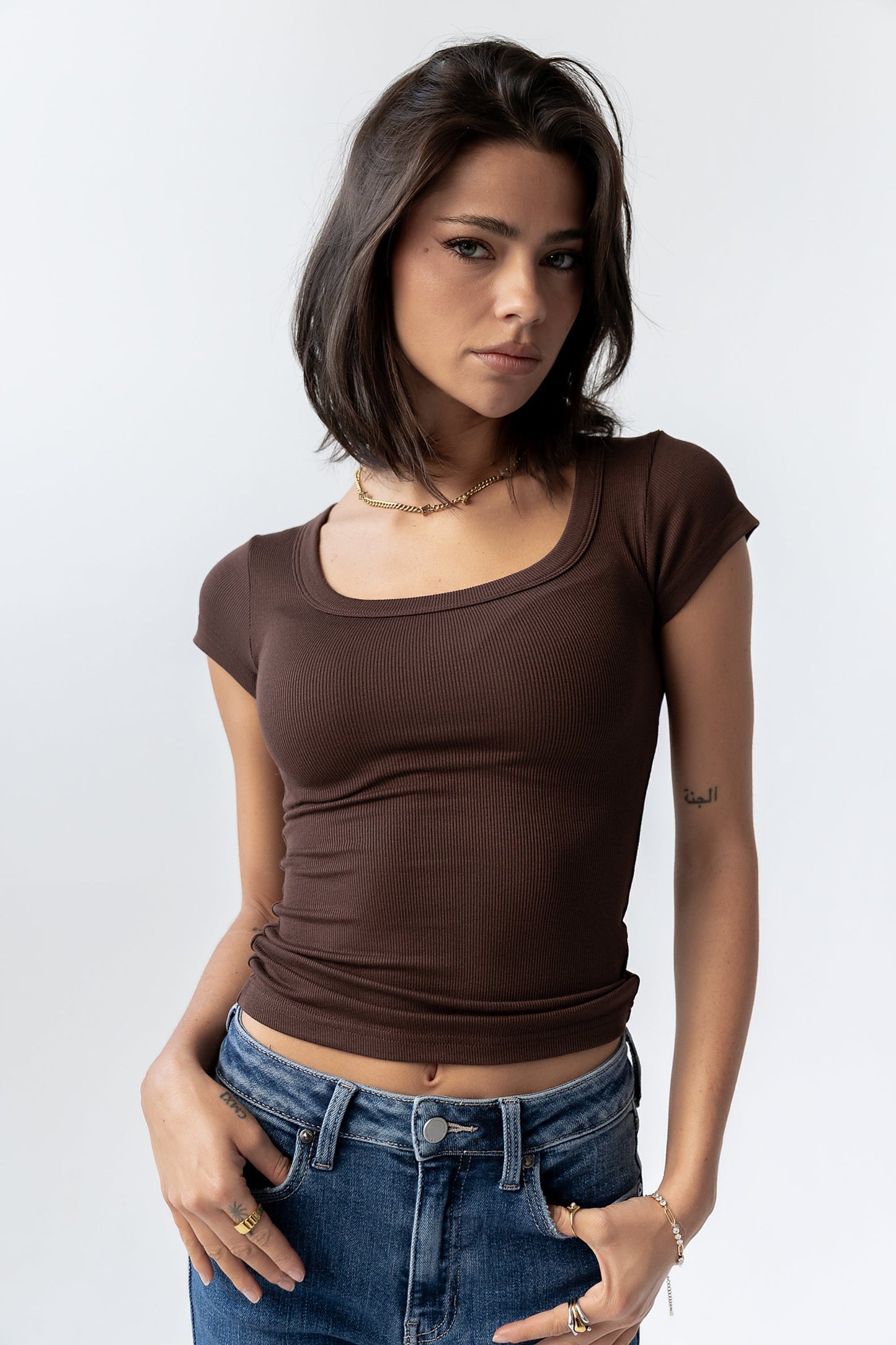 Freya Ribbed Top in Brown