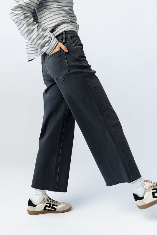 Colette Wide Leg Jeans in Faded Black