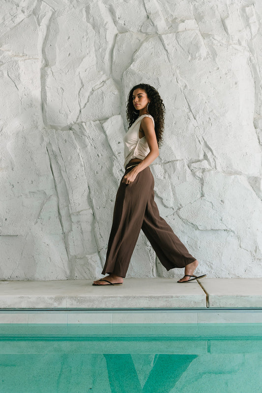 Lee Wide Leg Pants in Brown