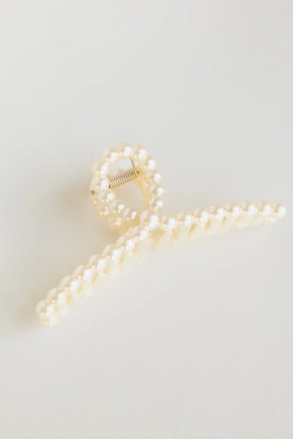 Pearl Loop Claw Clip