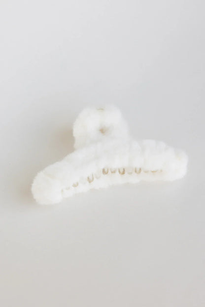 Fuzzy Claw Clip in Cream