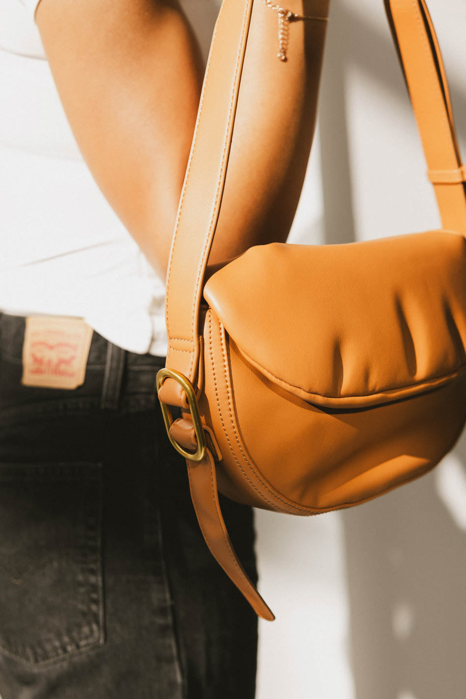 Rumble Vegan Leather Bag in Tan - FINAL SALE