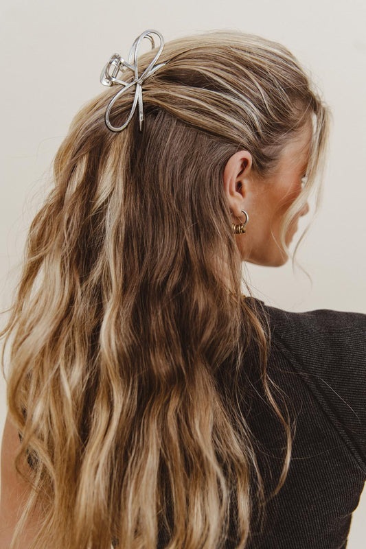 Metal Bow Claw Clip in Silver - FINAL SALE