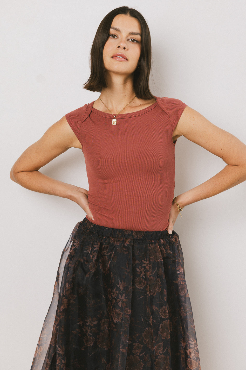 Leia Cap Sleeve Basic Top in Berry - FINAL SALE