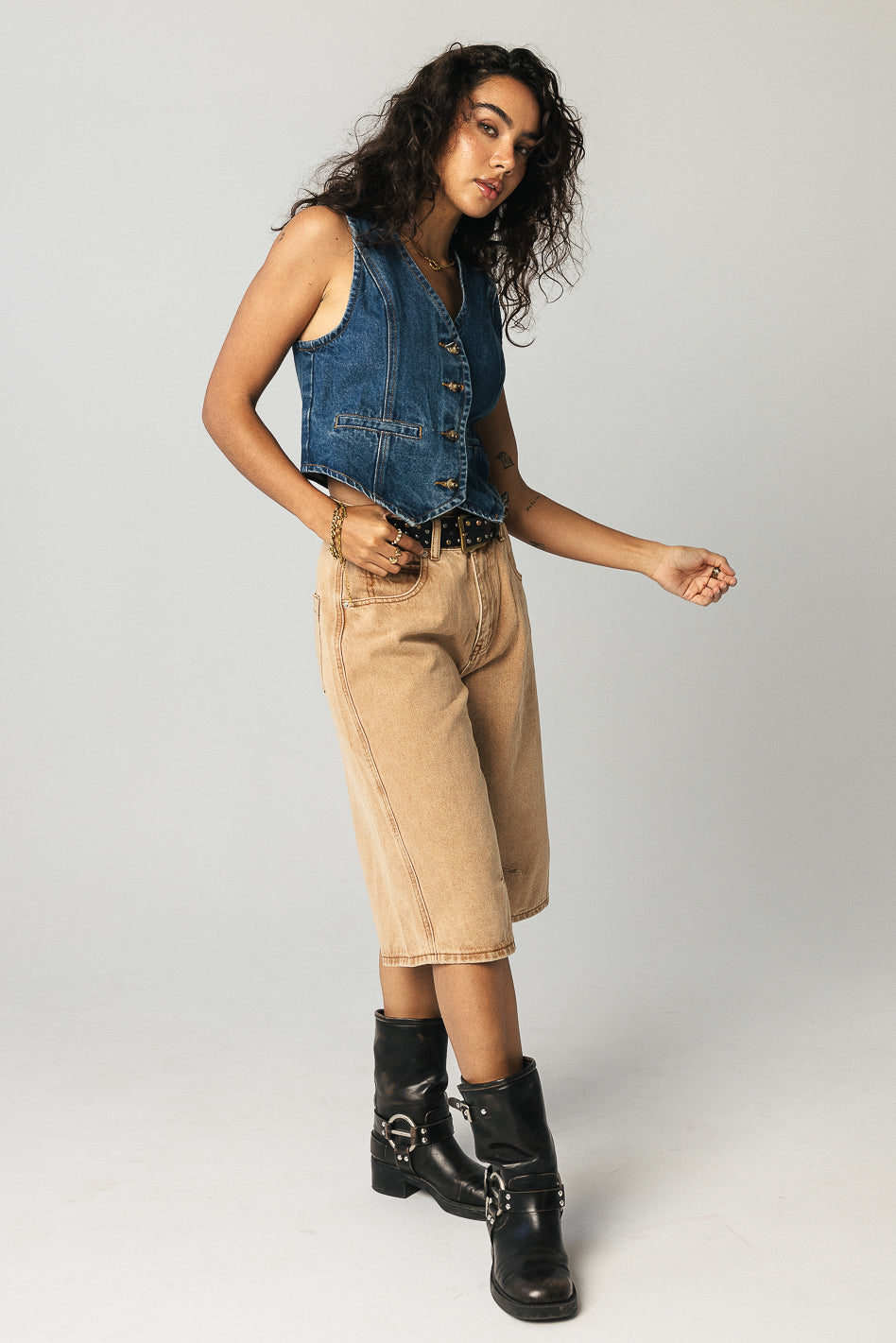 Alden Bermuda Shorts in Rust