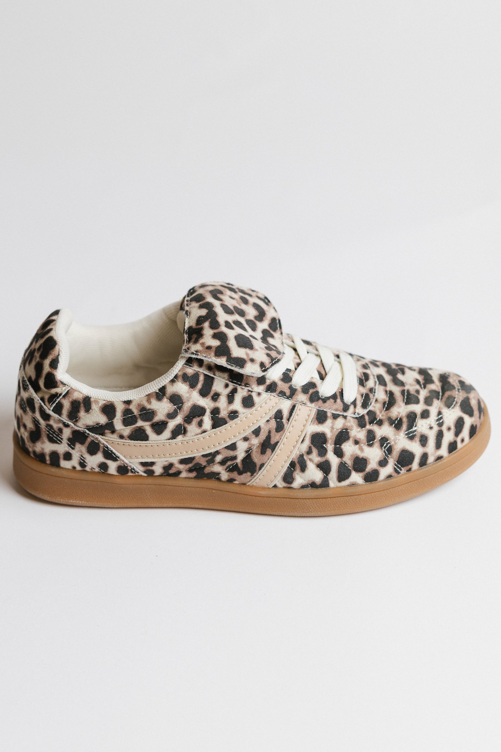 Steve Madden Madrid Sneaker in Bone