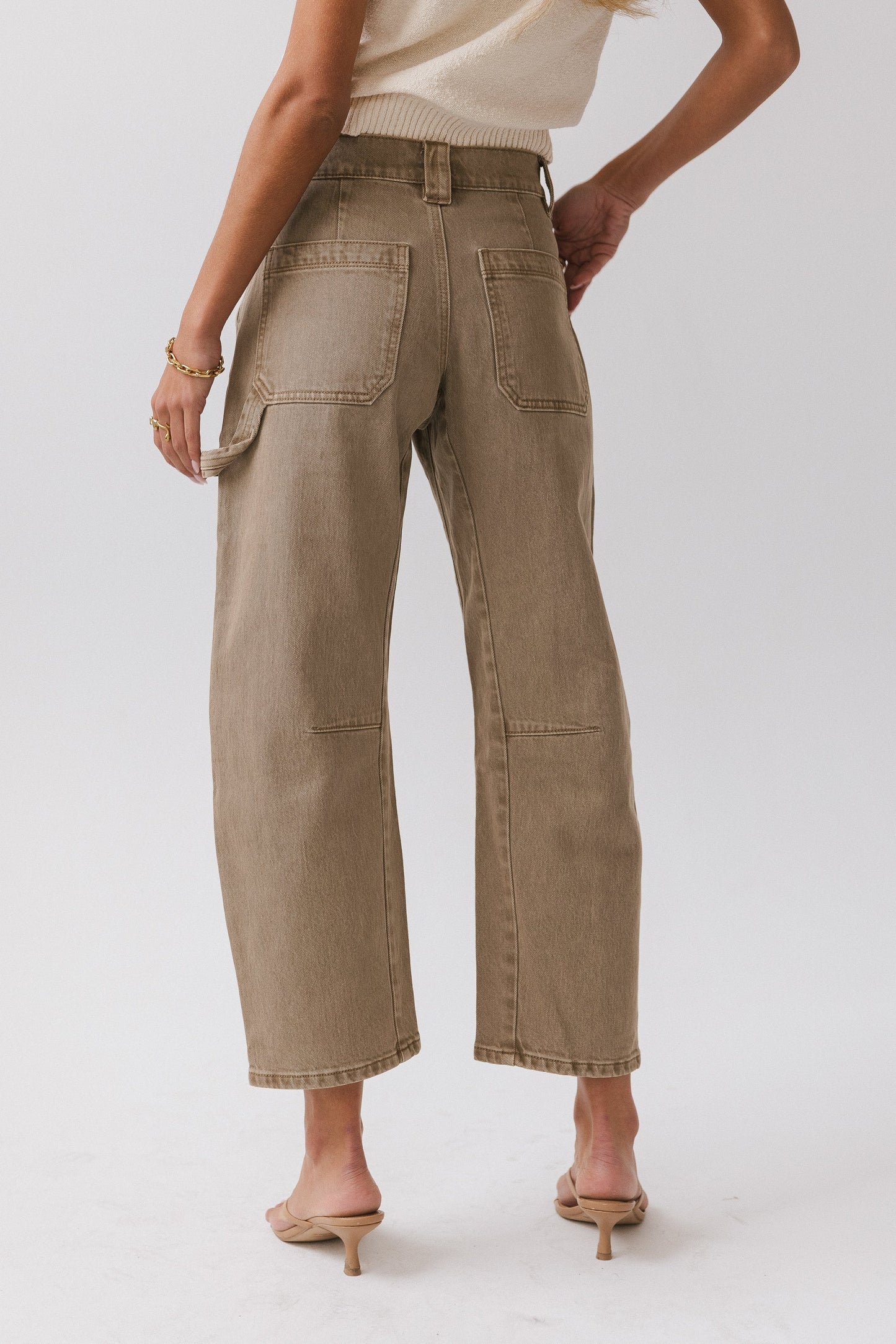 Scottie Barrel Jeans in Tan - FINAL SALE