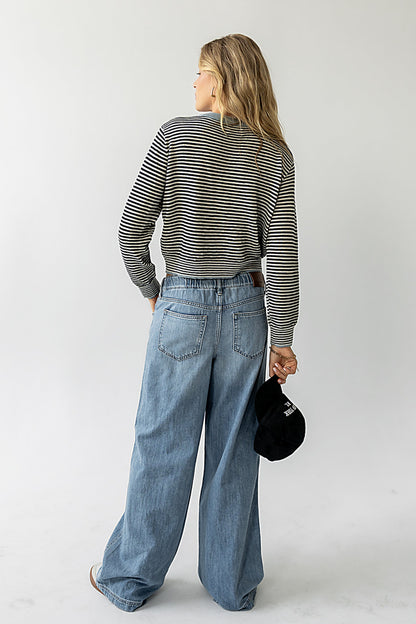 Josy Button Front Cardigan in Dusty Blue