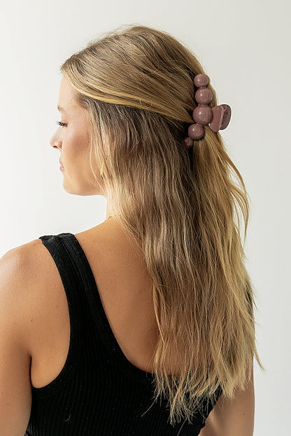 Pearl Claw Clip in Pink