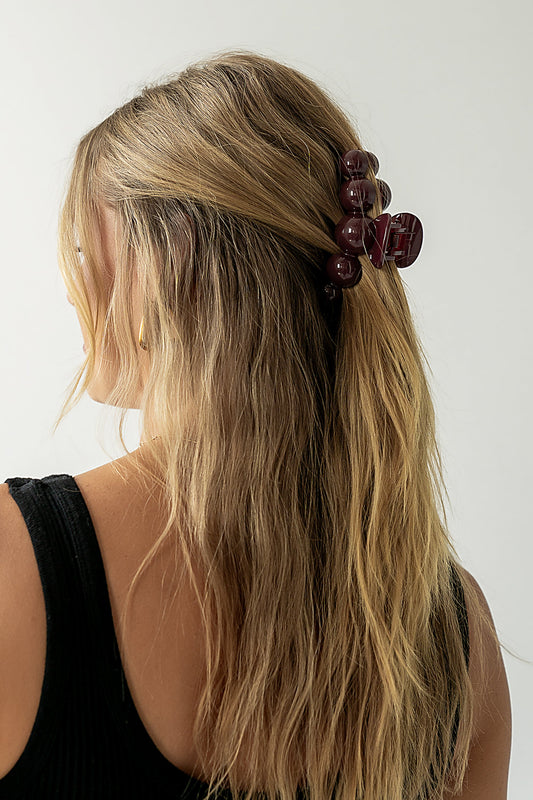 Pearl Claw Clip in Burgundy