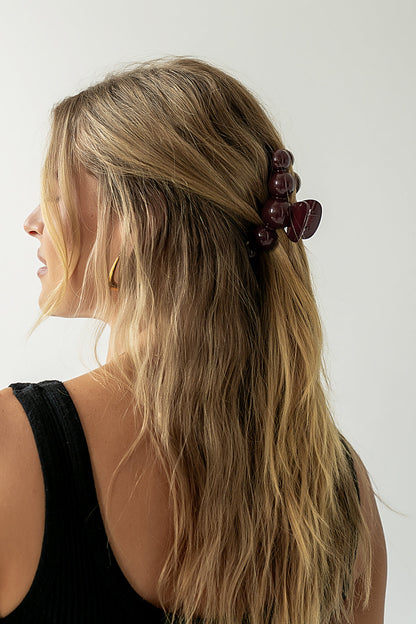 Pearl Claw Clip in Burgundy