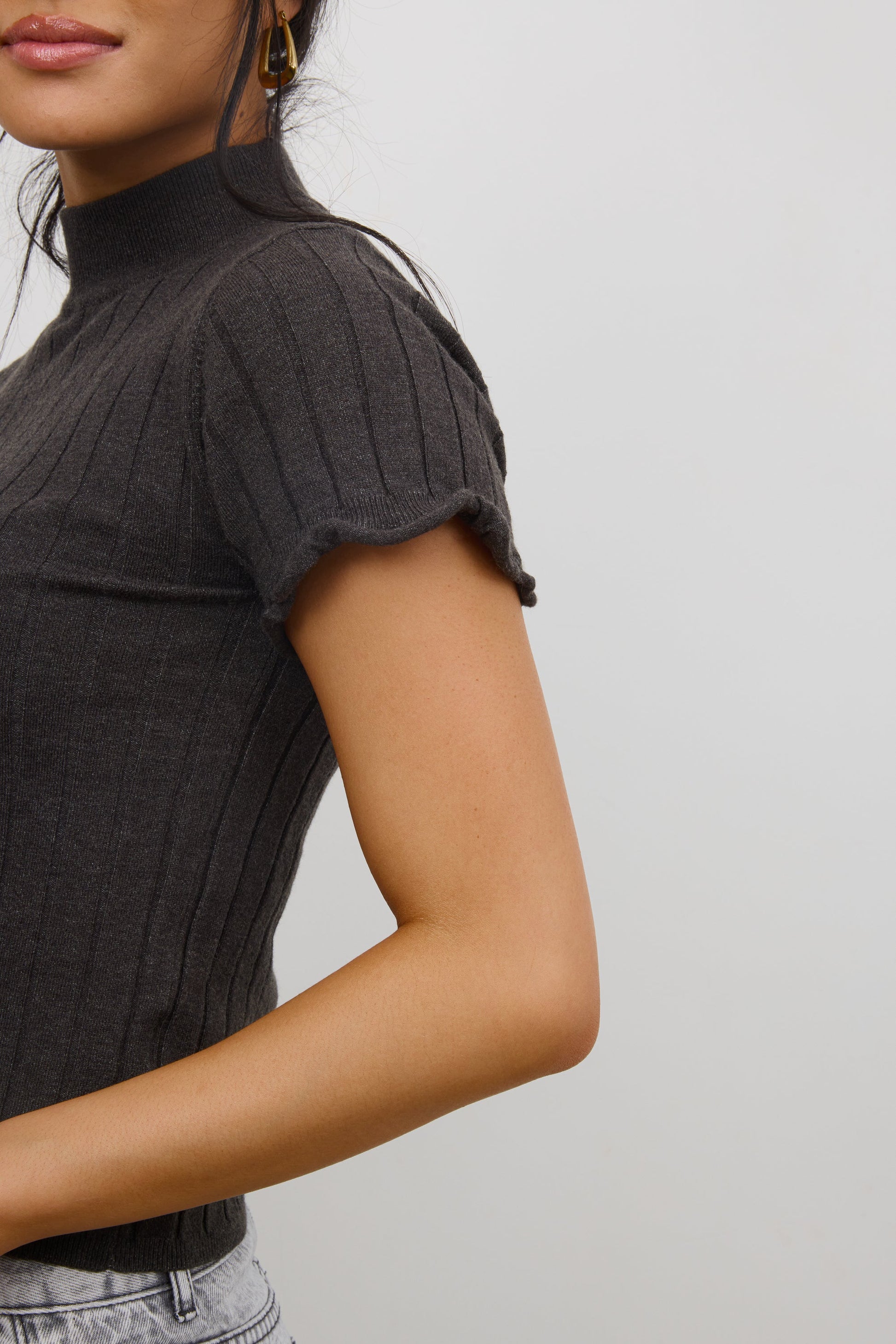 Amara Ribbed Top in Charcoal