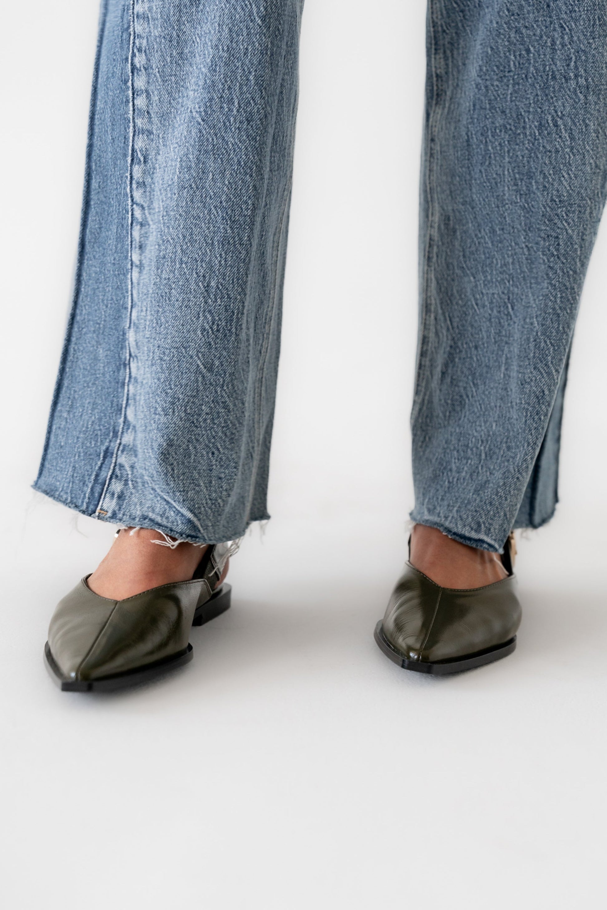 Steve Madden Shay Slingback Flats in Olive