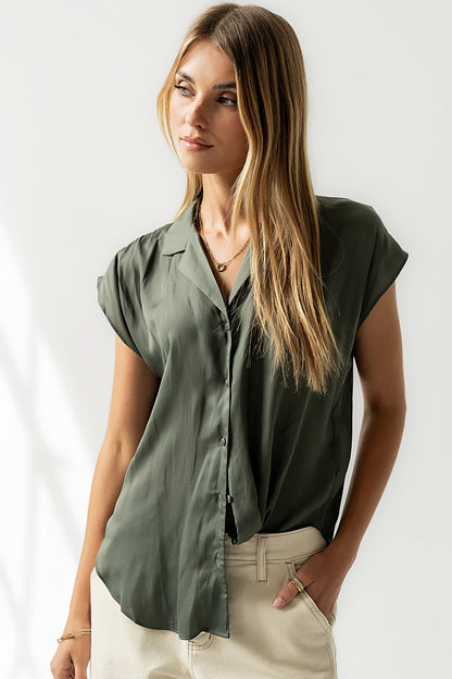 Poppy Collared Blouse in Green - FINAL SALE