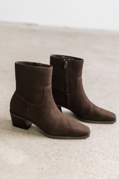 Steve Madden Daney Boots in Brown Suede