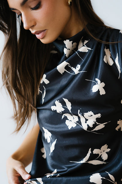 Carsyn Floral Top in Black