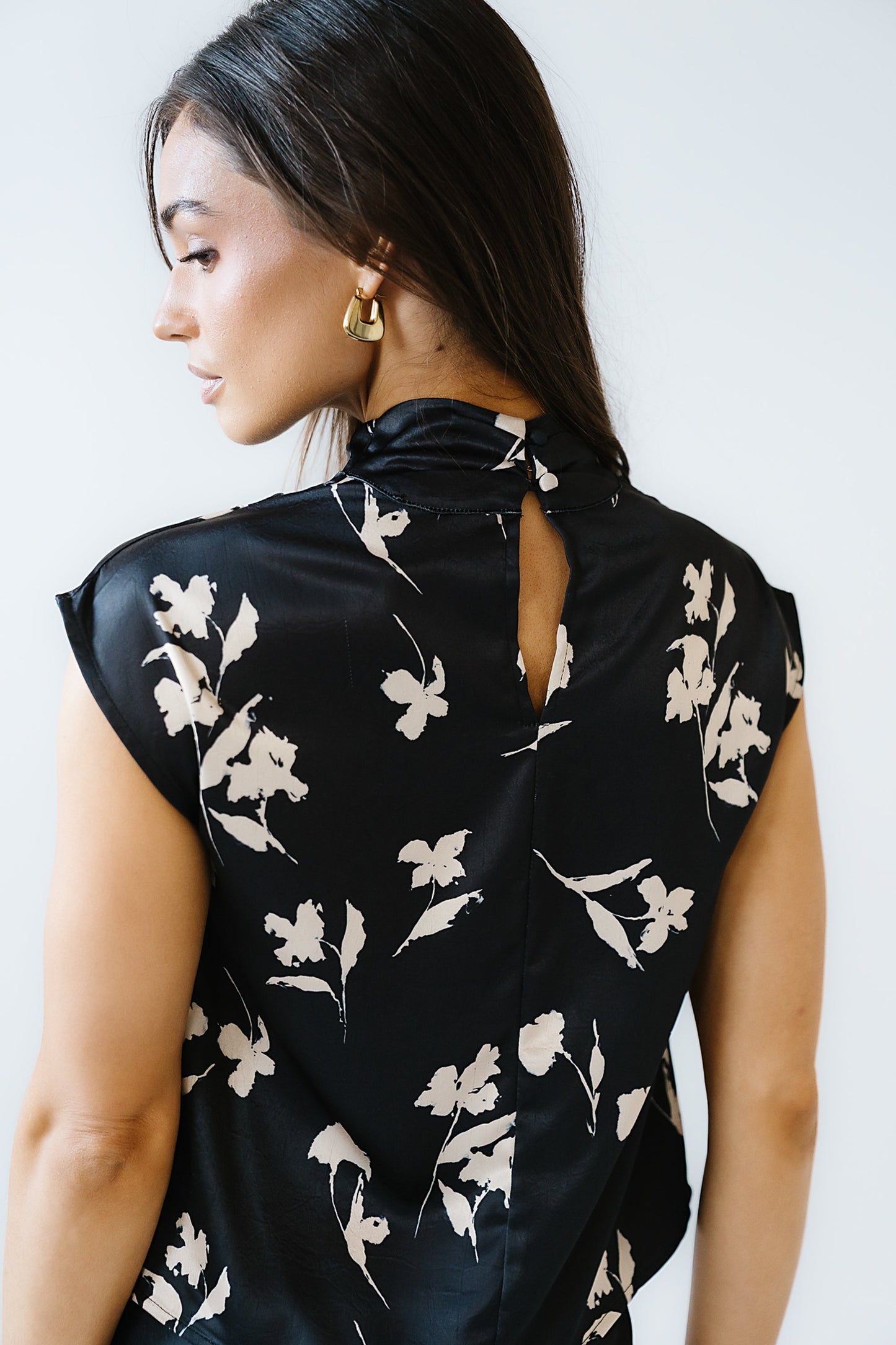 Carsyn Floral Top in Black