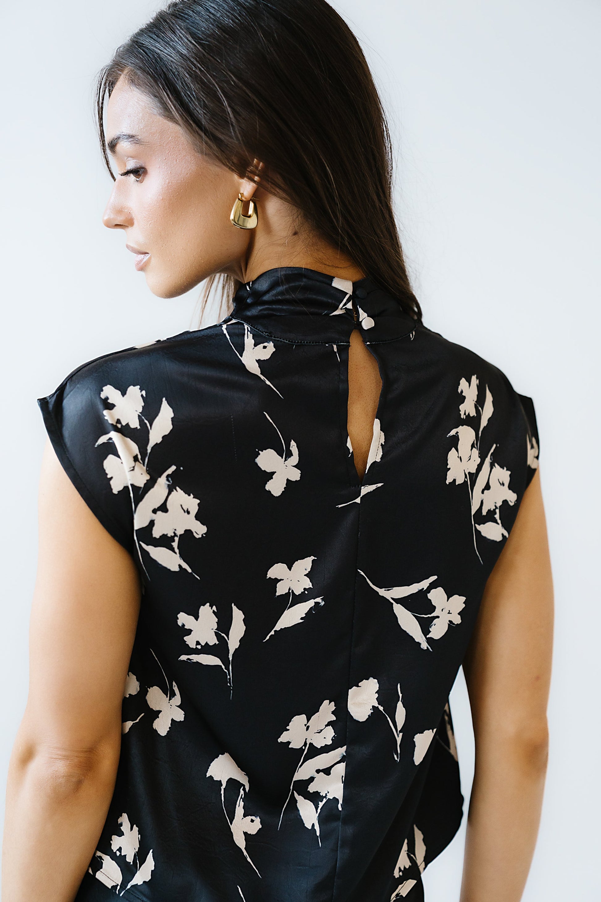 Carsyn Floral Top in Black