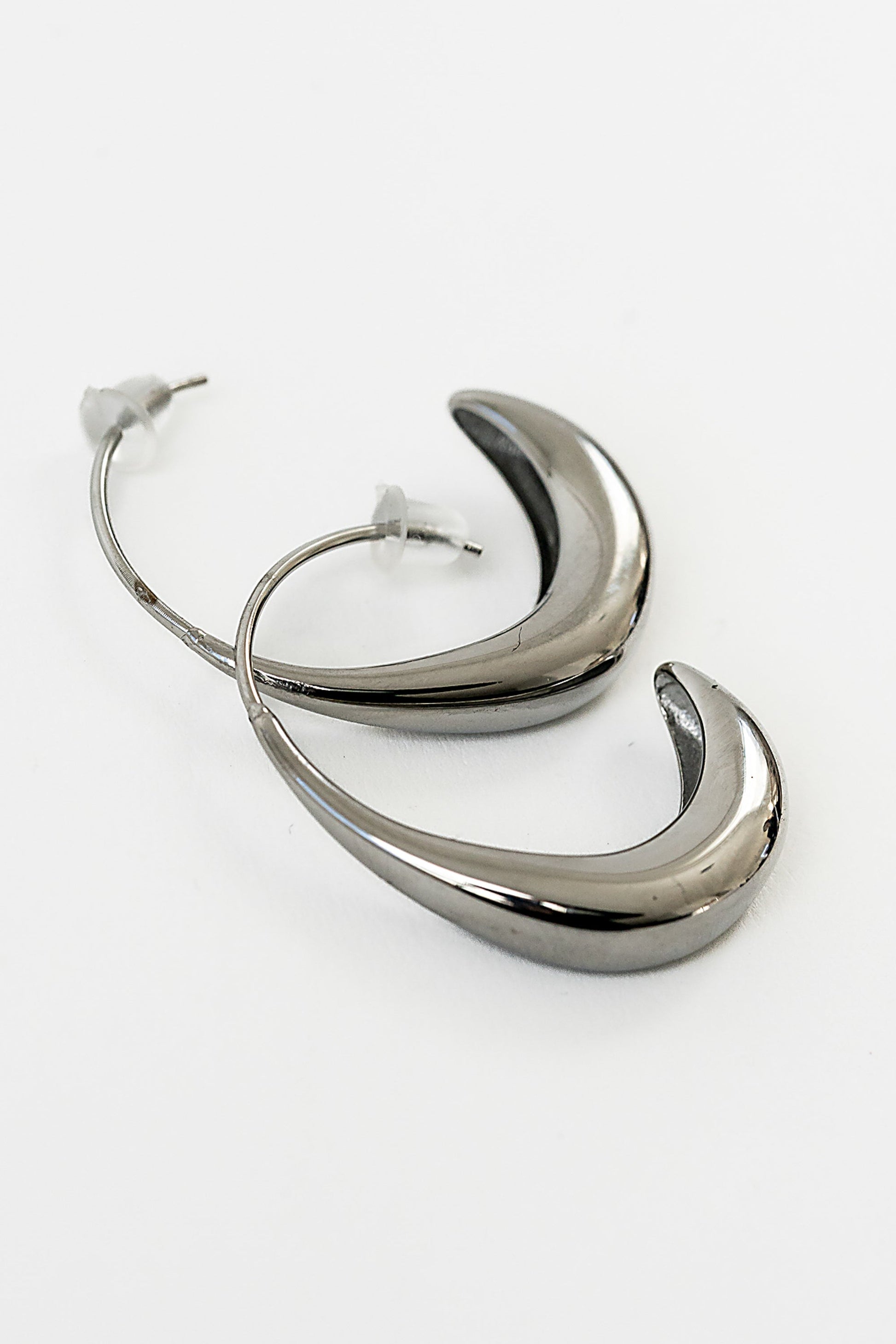 Roman Hoop Earrings in Silver