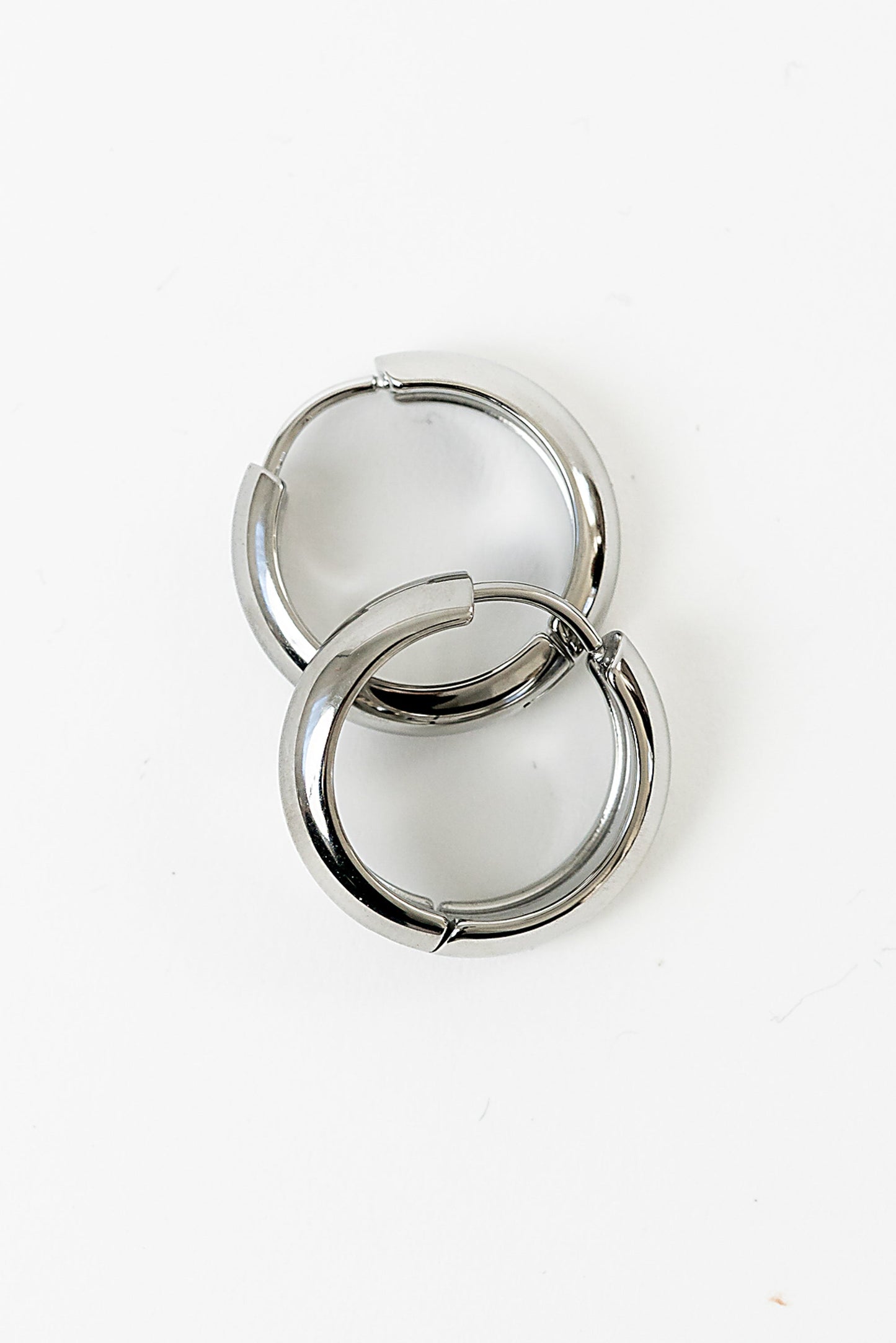 Laury Hoop Earrings in Silver