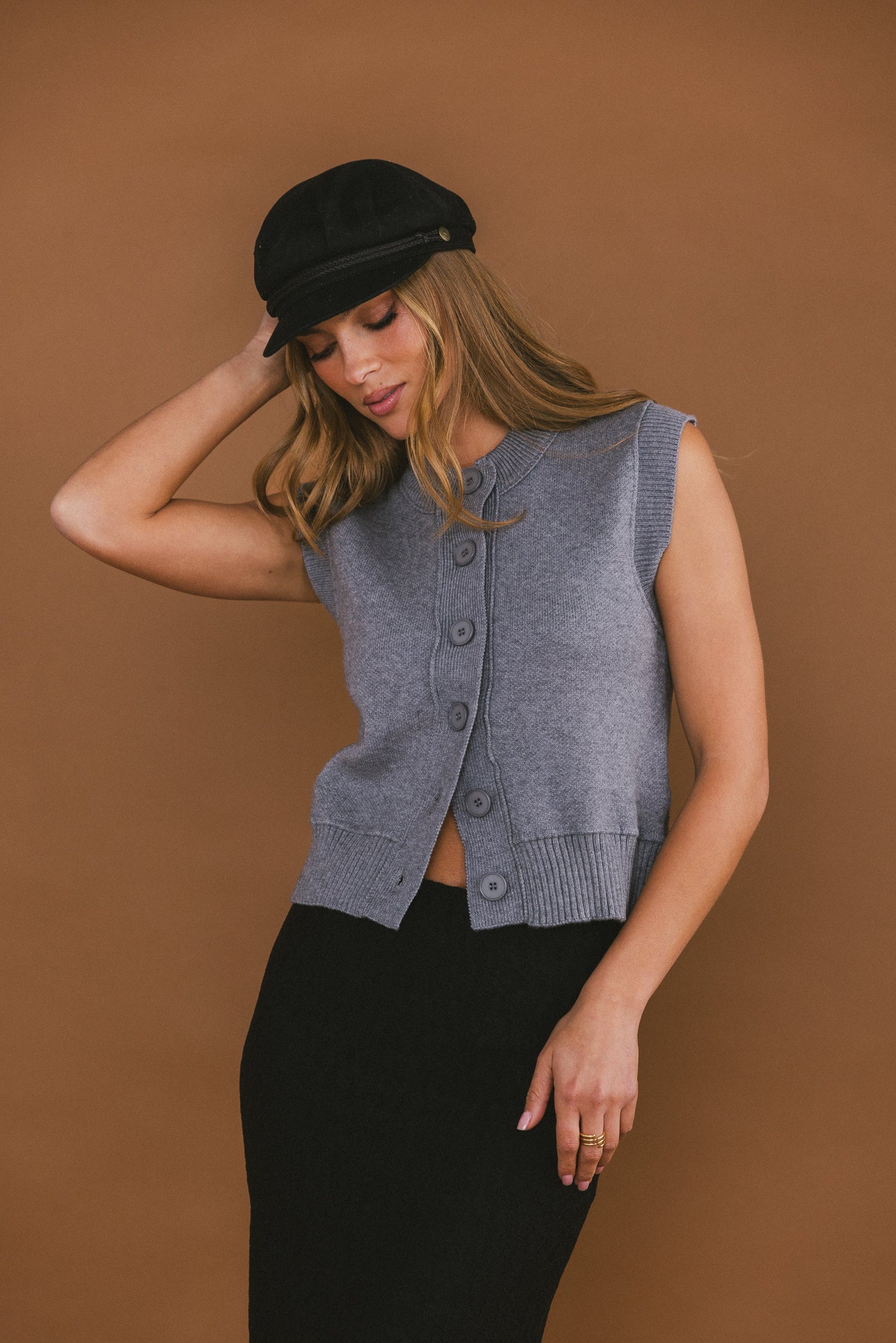 Tori Sweater Vest in Grey
