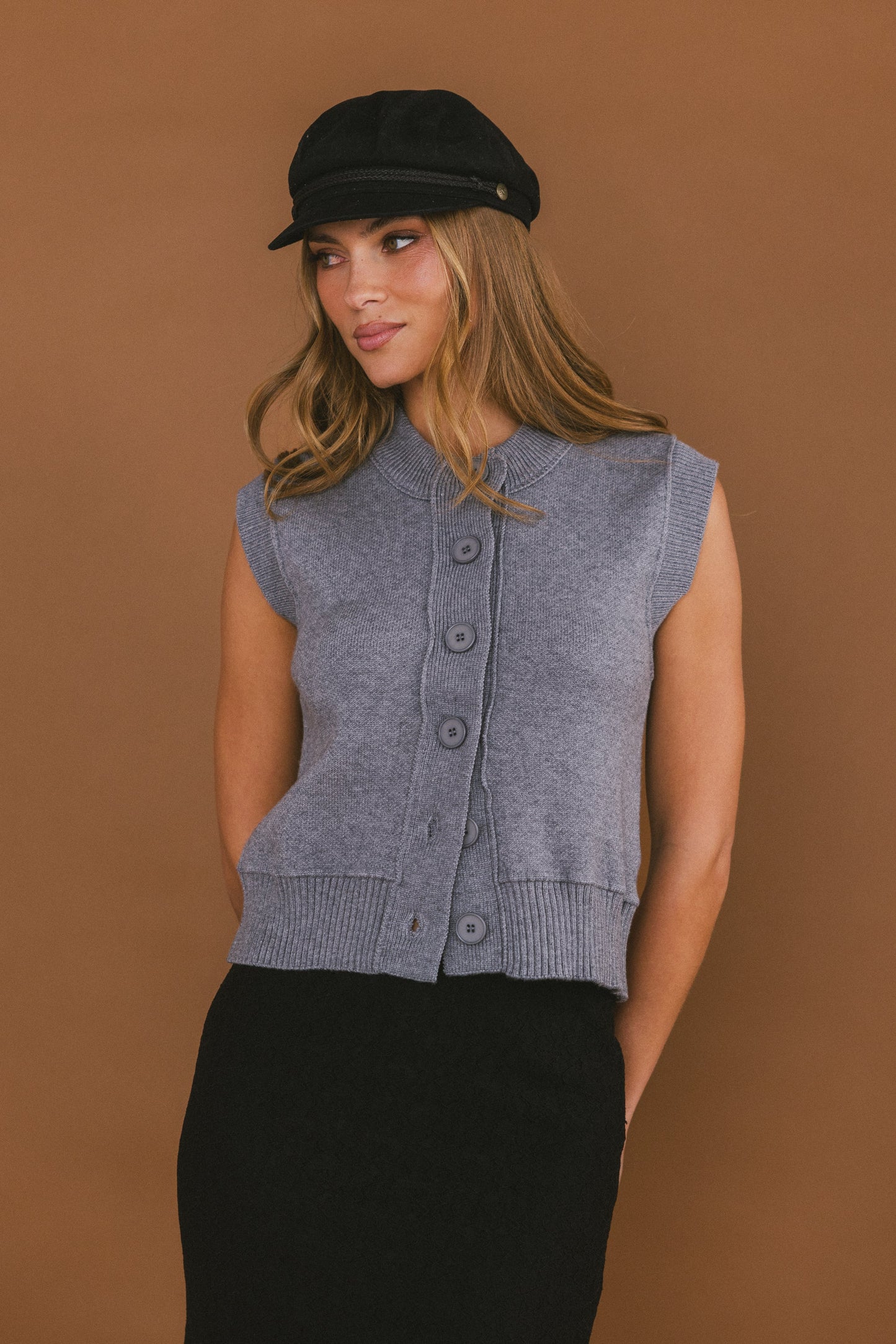 Tori Sweater Vest in Grey