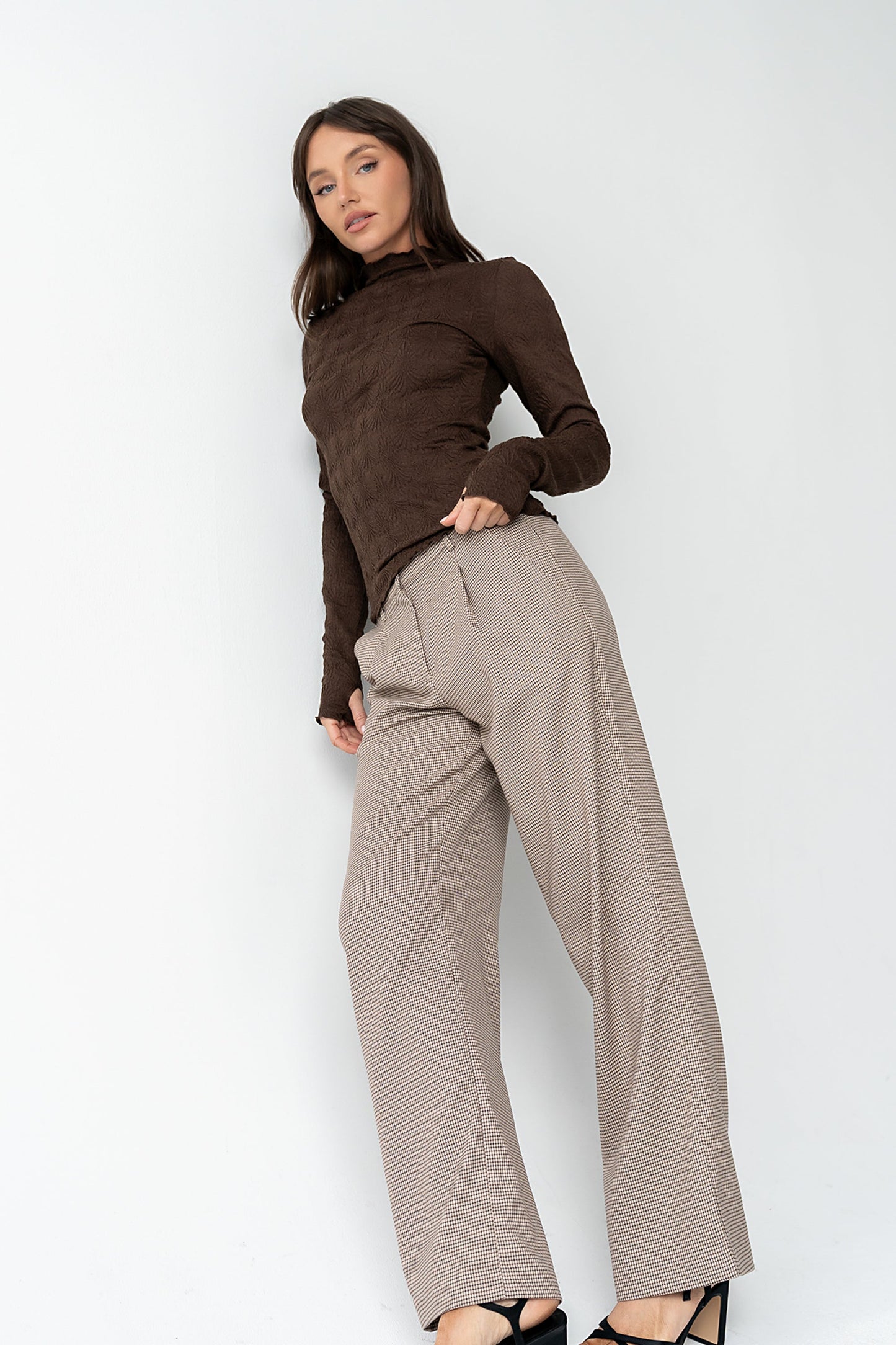 Benny Textured Top in Brown