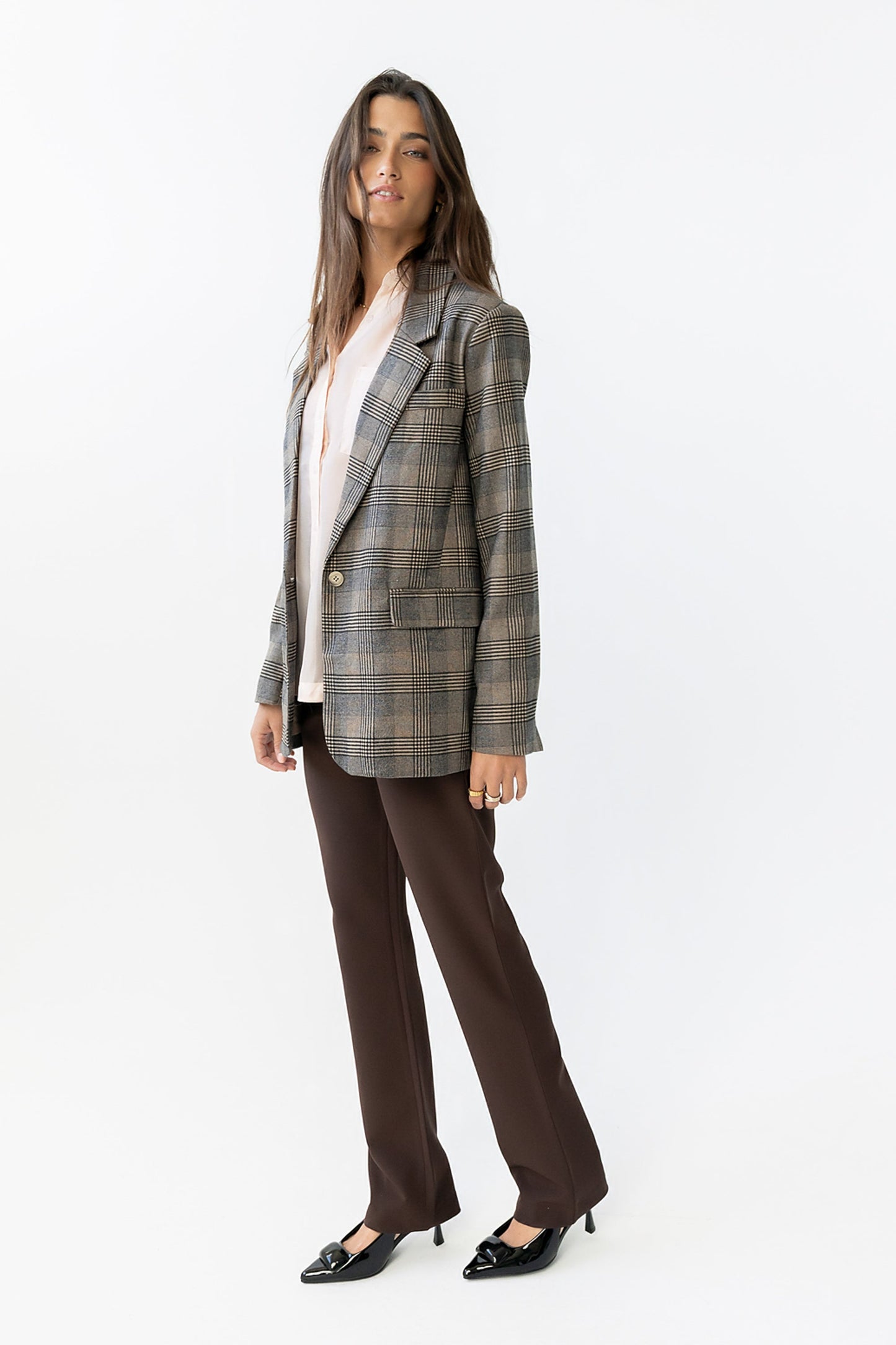 Montie Straight Leg Trousers in Brown