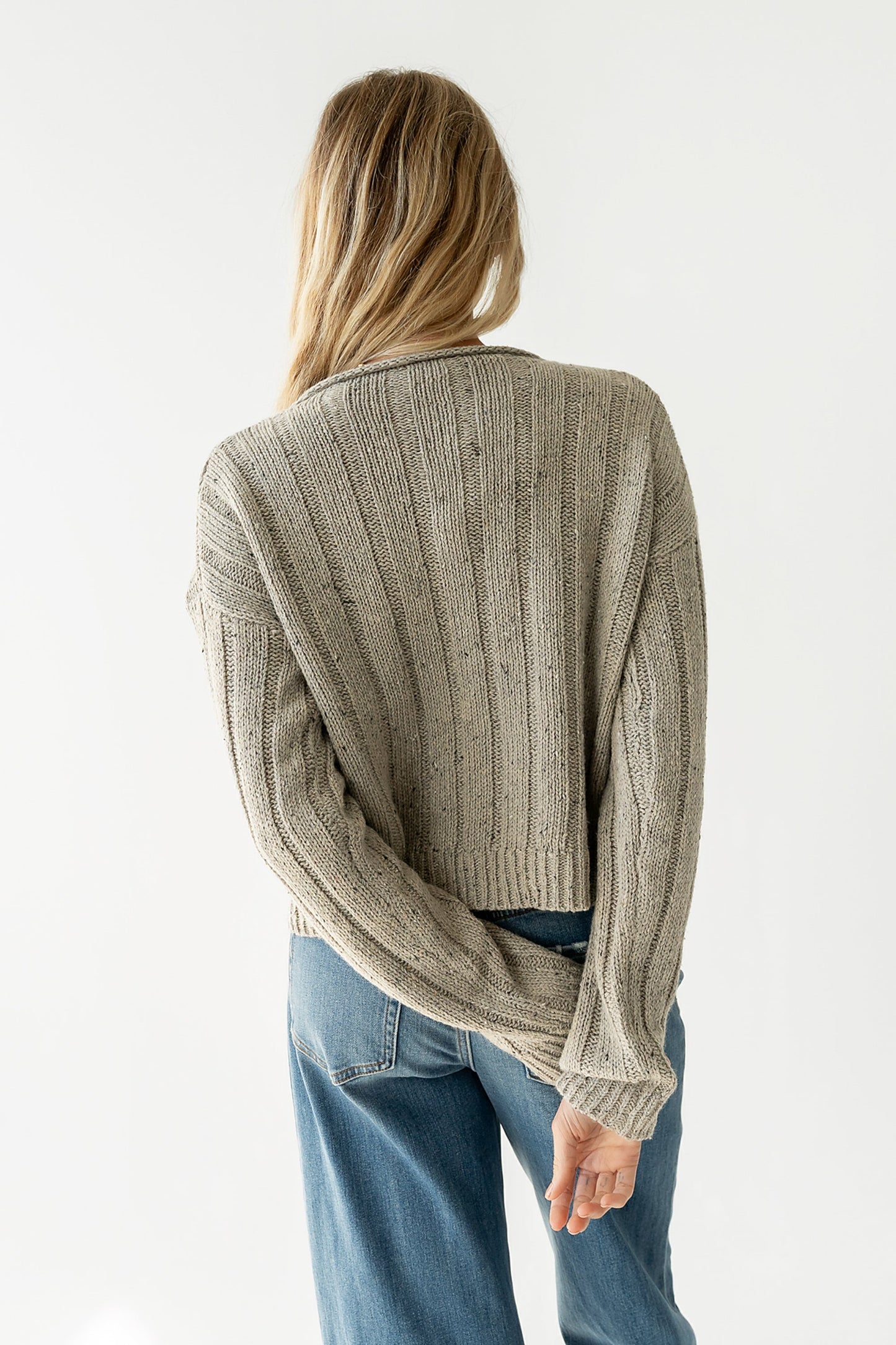 Katira Button Up Sweater in Heather Grey