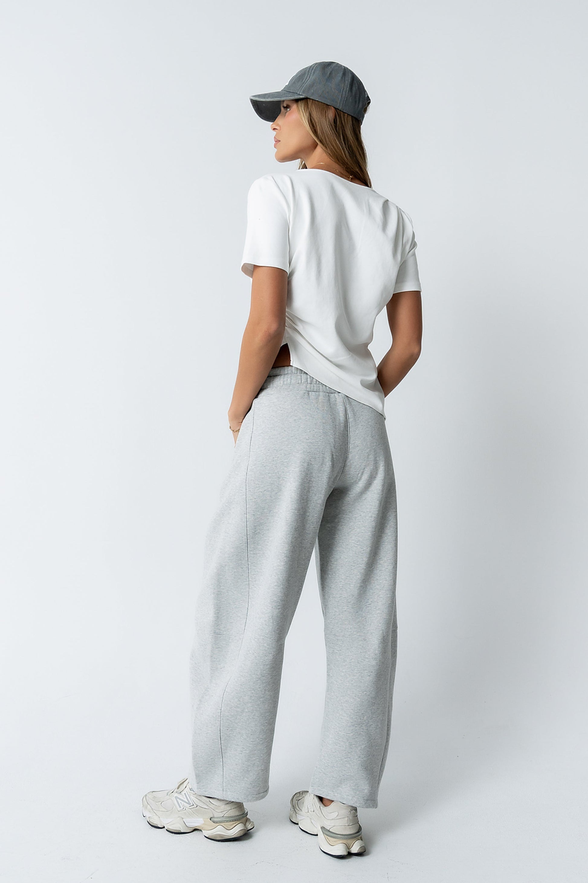 Maribel Barrel Sweatpants in Grey