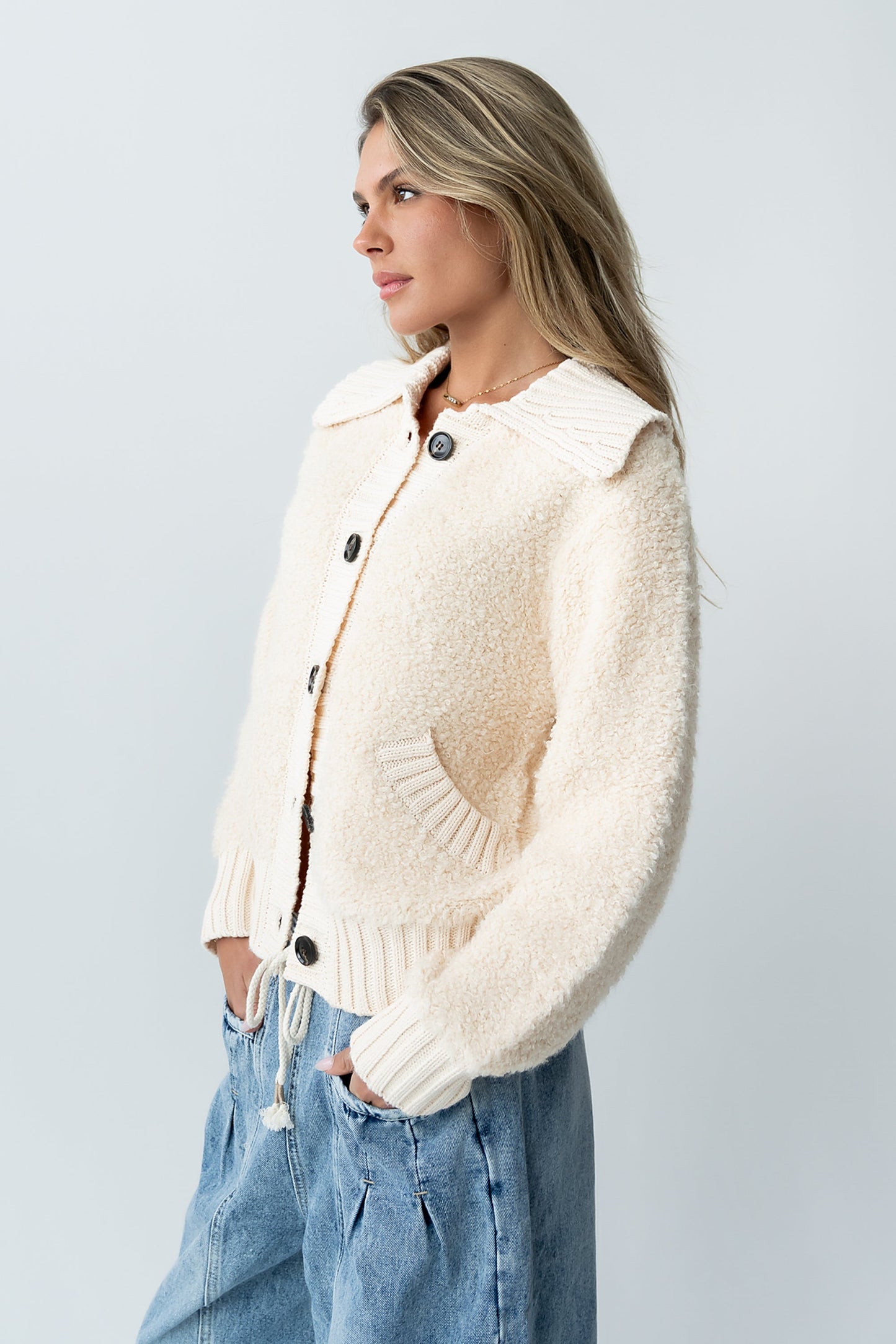 Jonah Collared Cardigan in Cream