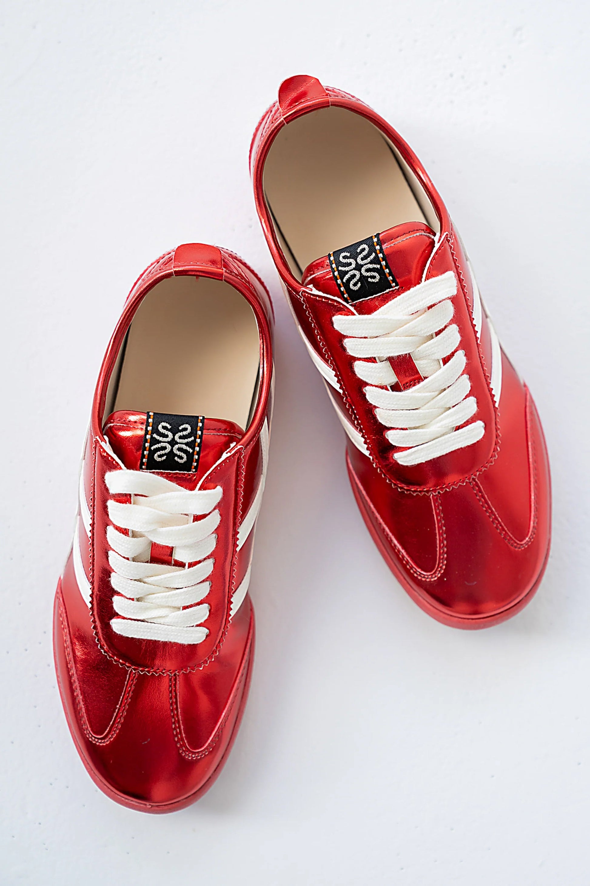 Polly Sneakers in Metallic Red
