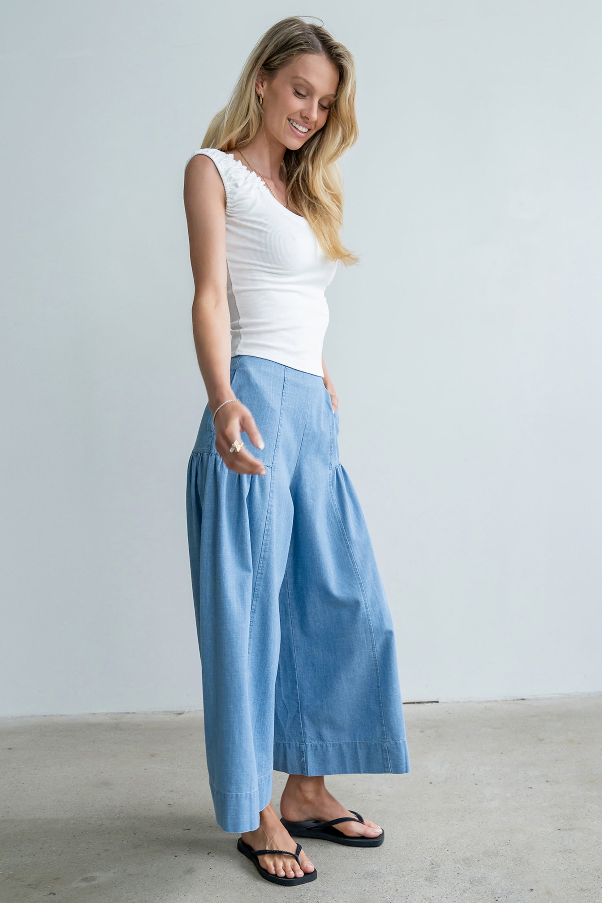Kali Cropped Wide Leg Pants