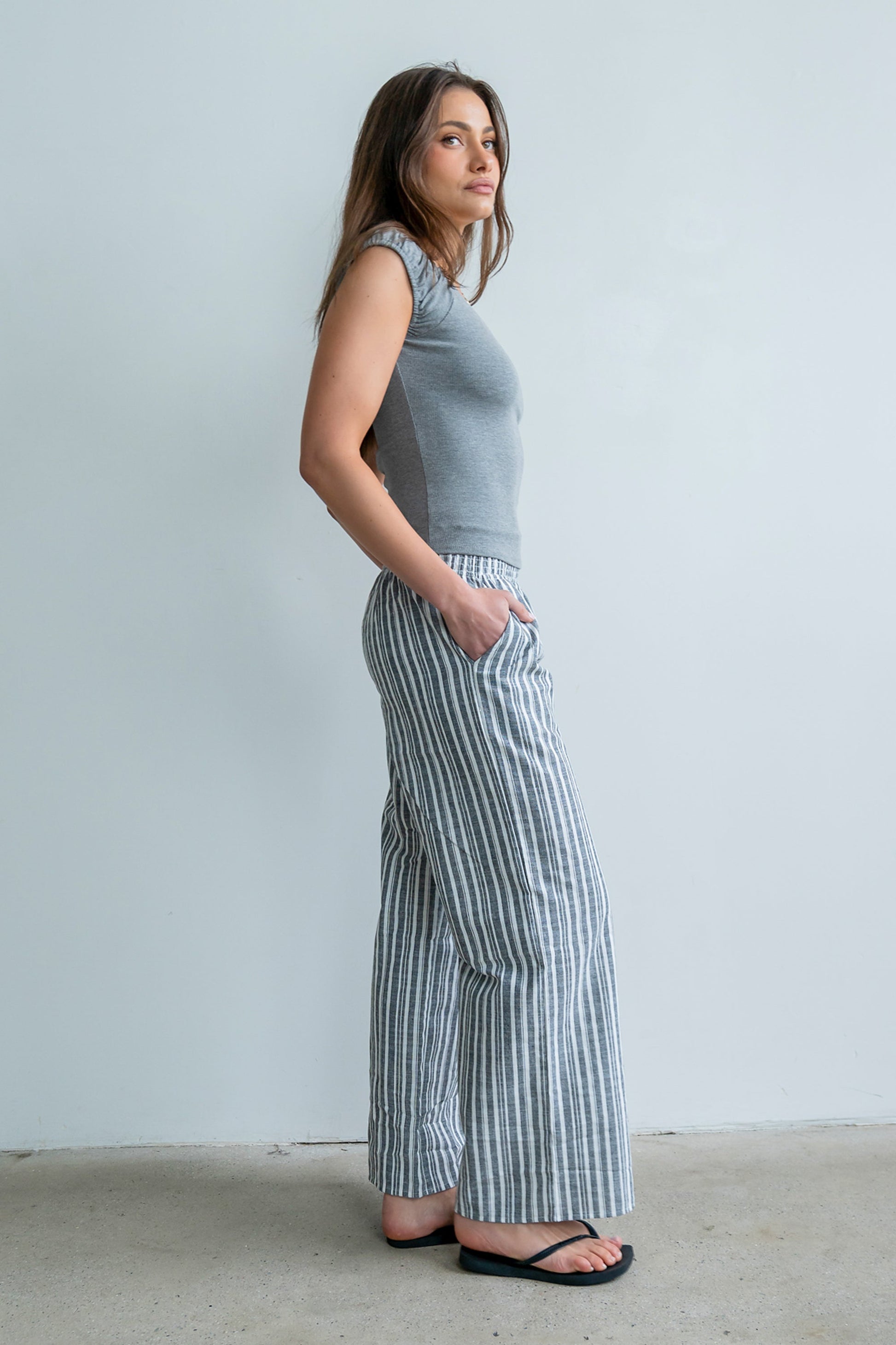 Ace Ribbed Top in Heather Grey