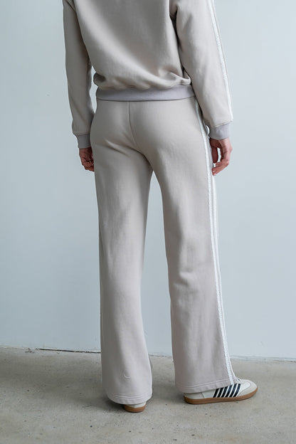 Mickey Wide Leg Jogger in Taupe
