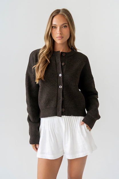 Jenny Pleated Shorts in Ivory