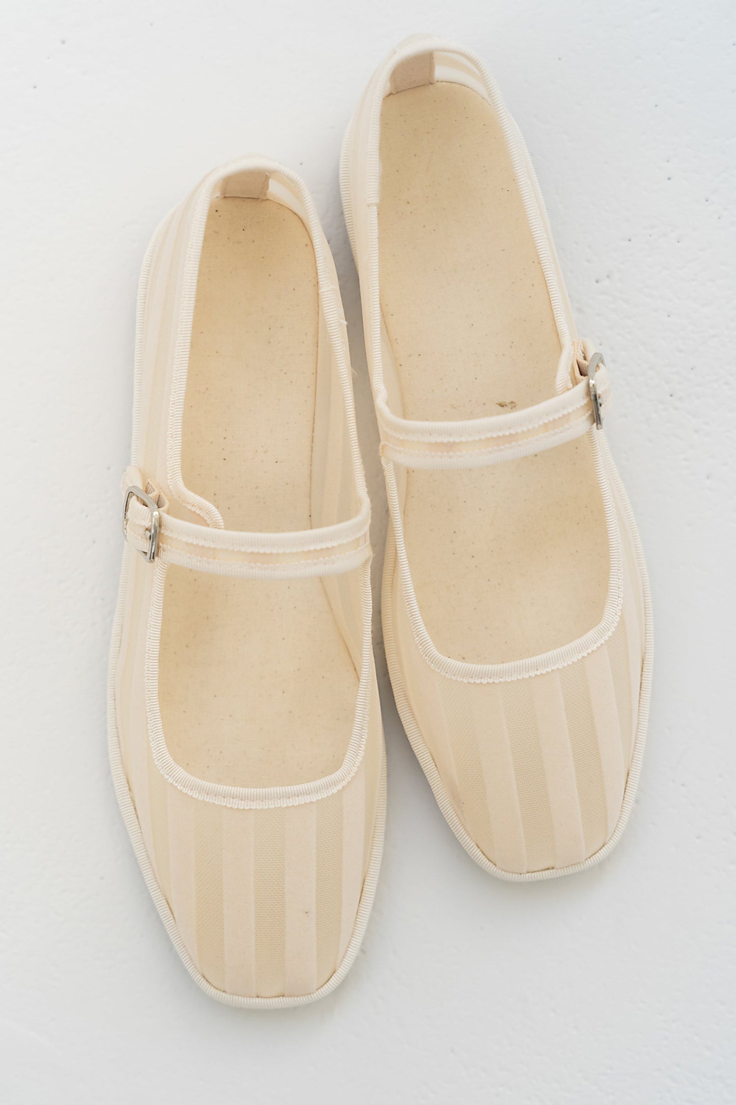 Morocco Mesh Flat in Bone