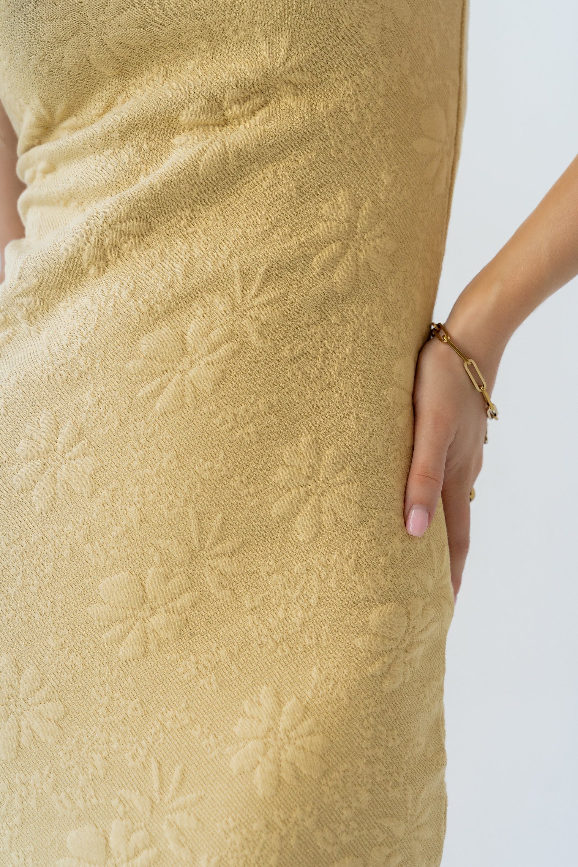 Melissa Textured Maxi Dress in Yellow