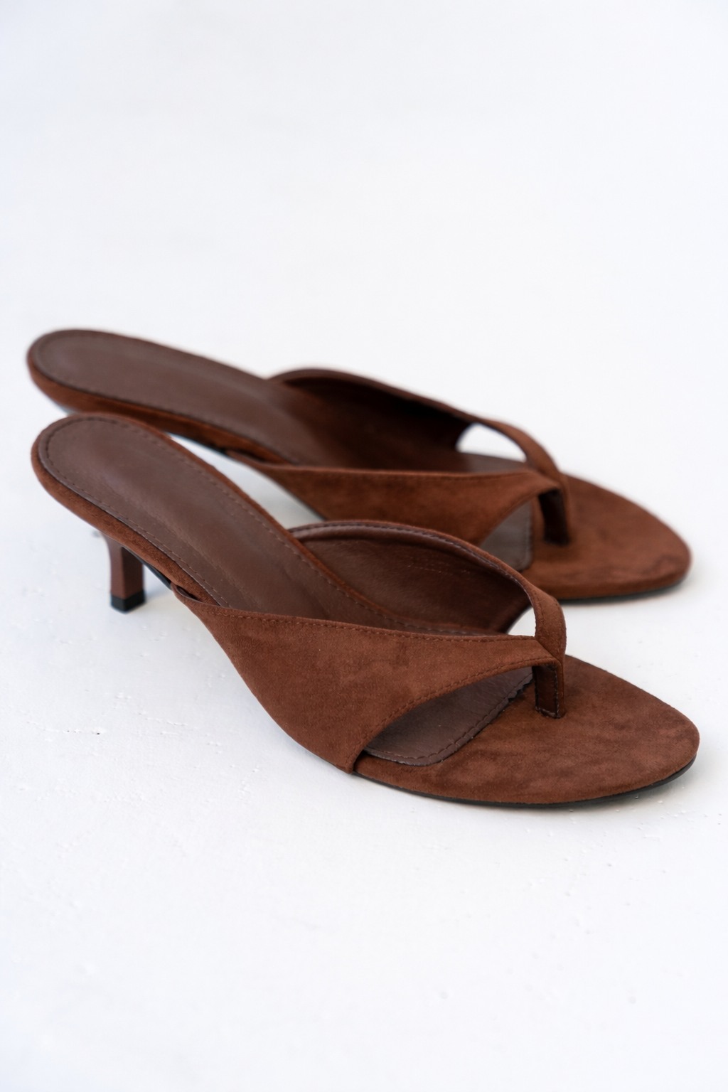 Kaiser Kitten Heel in Brown