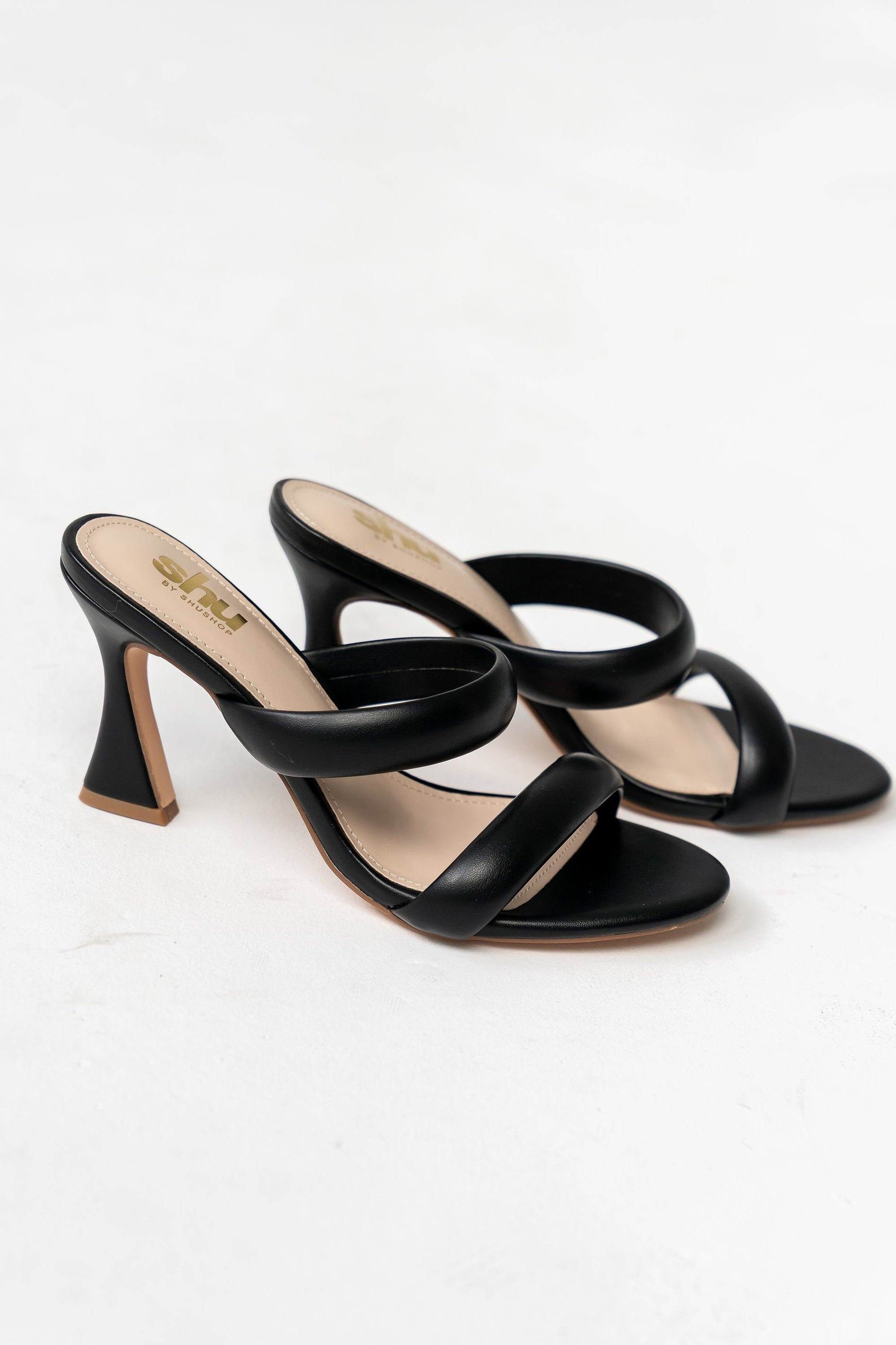 Marco Strappy Heel in Black